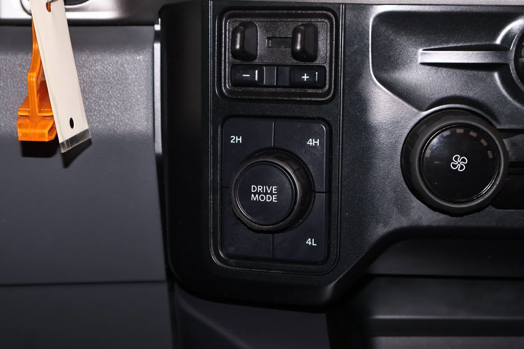 Certified 2024 Ford F450 XLT w/ 360-Degree Camera Package image 29