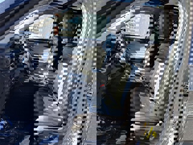 Certified 2023 Ford Explorer XLT w/ Equipment Group 202A image 3