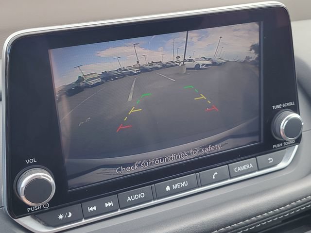 Used 2023 Nissan Rogue SV FWD image 25