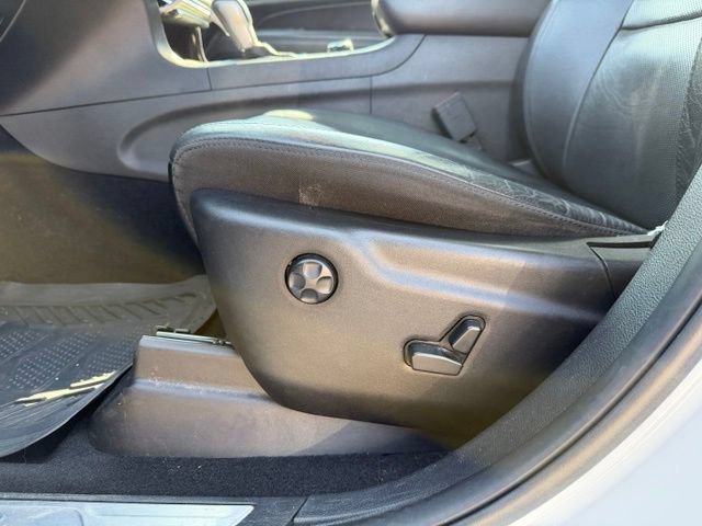 Used 2019 Jeep Grand Cherokee Limited w/ Luxury Group II AWD/4WD image 10