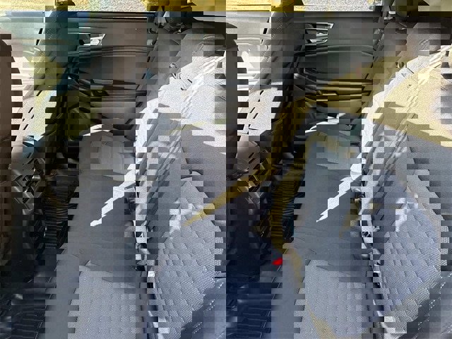 Certified 2022 Ford Edge SE w/ Black Appearance Package image 17