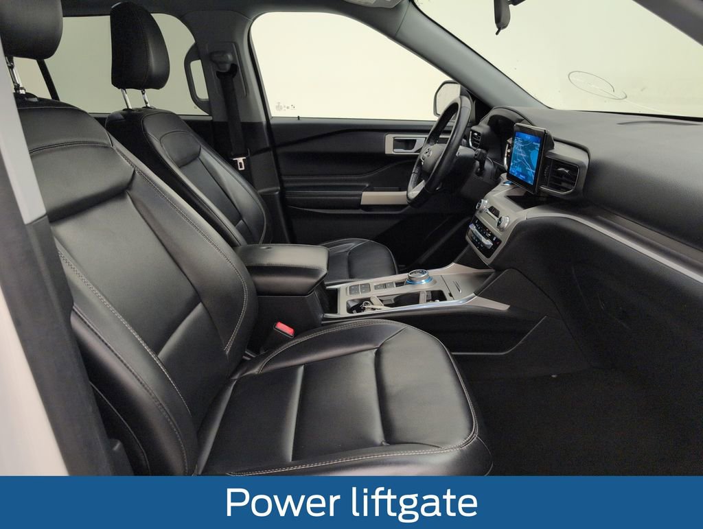 Certified 2021 Ford Explorer XLT w/ Equipment Group 202A RWD image 15