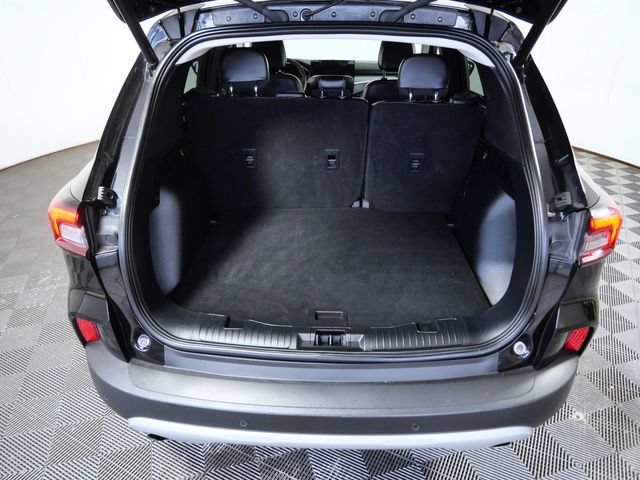 Certified 2024 Ford Escape Platinum AWD/4WD image 8