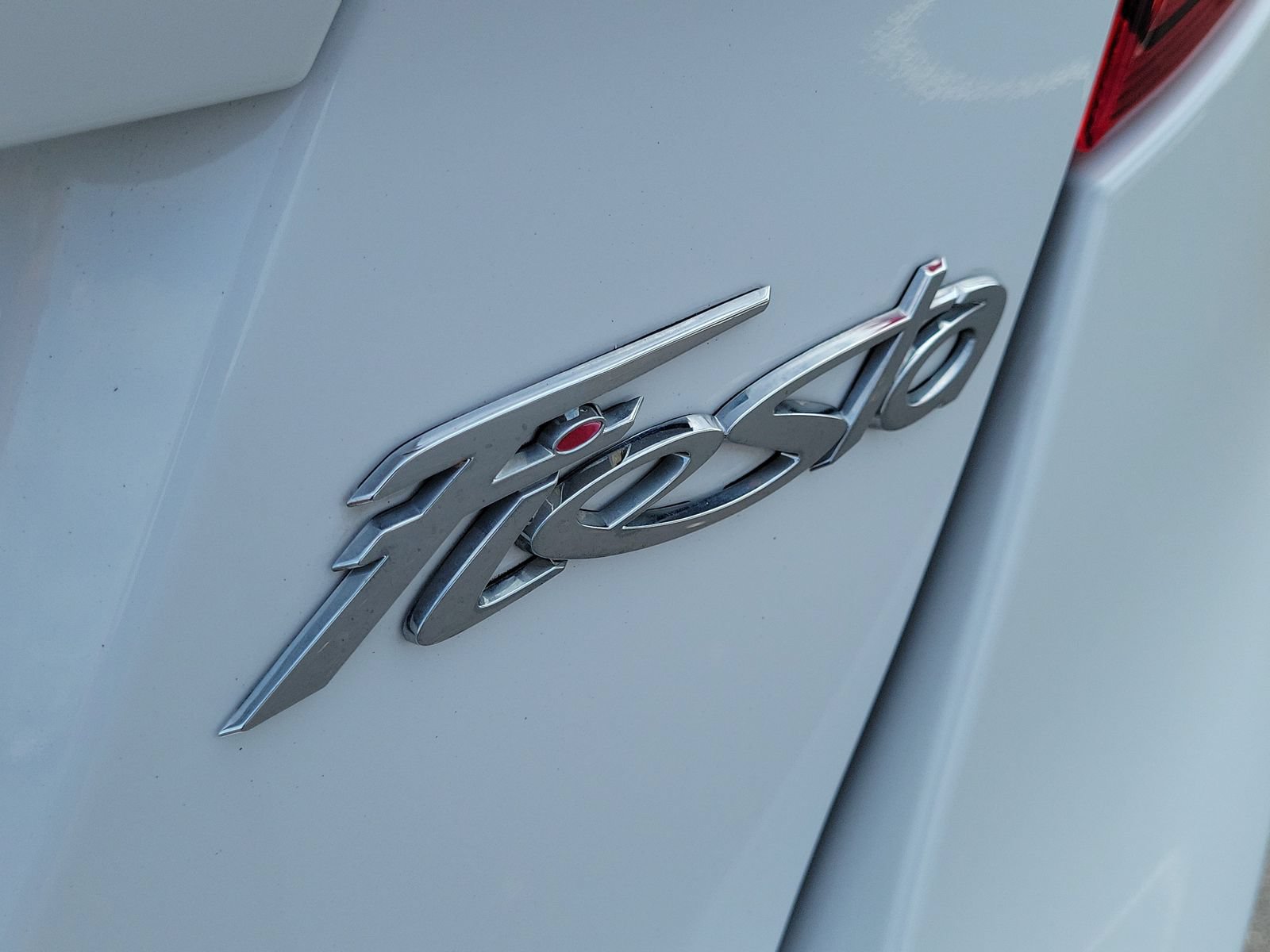 Certified 2019 Ford Fiesta ST-Line FWD image 6