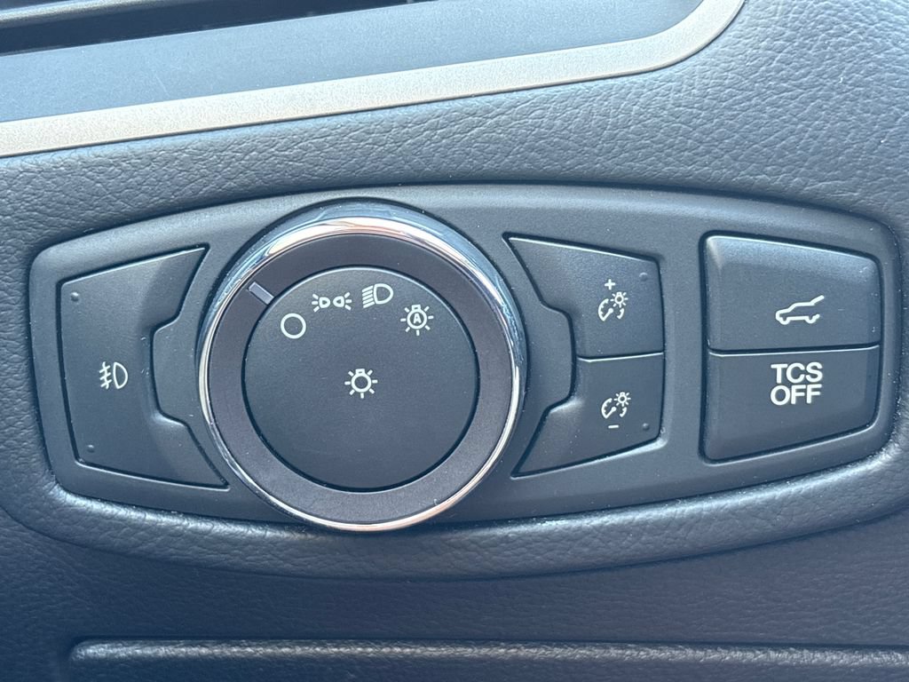 Certified 2019 Ford Edge SEL w/ Equipment Group 201A AWD/4WD image 34