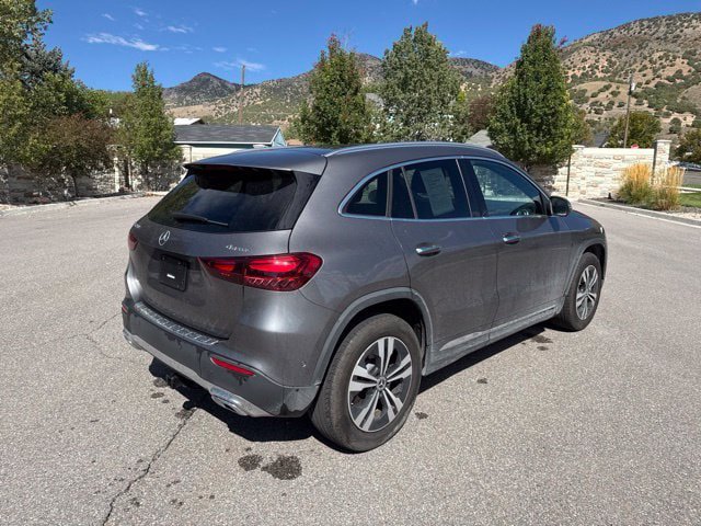 Used 2025 Mercedes-Benz GLA 250 4MATIC image 11