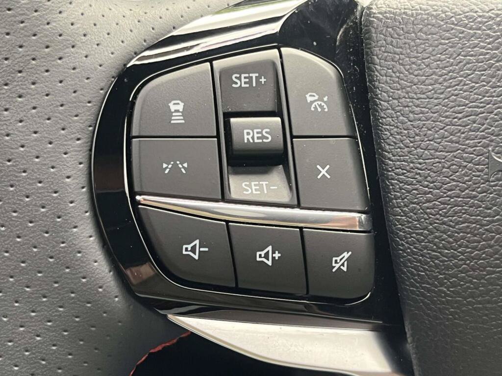 Certified 2026 Ford Explorer ST-Line AWD/4WD image 37