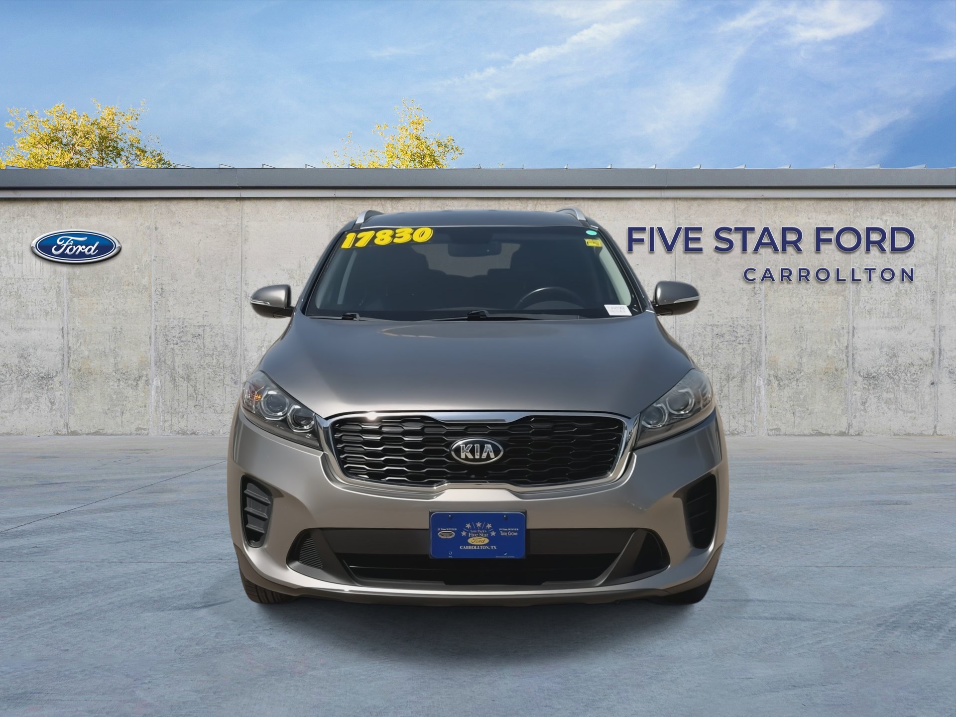 Used 2019 Kia Sorento FWD w/ LX Convenience Package image 3
