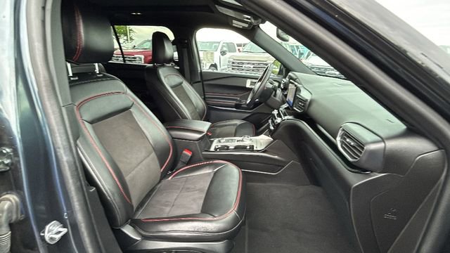 Certified 2024 Ford Explorer ST-Line w/ Class IV Trailer Tow Package image 11