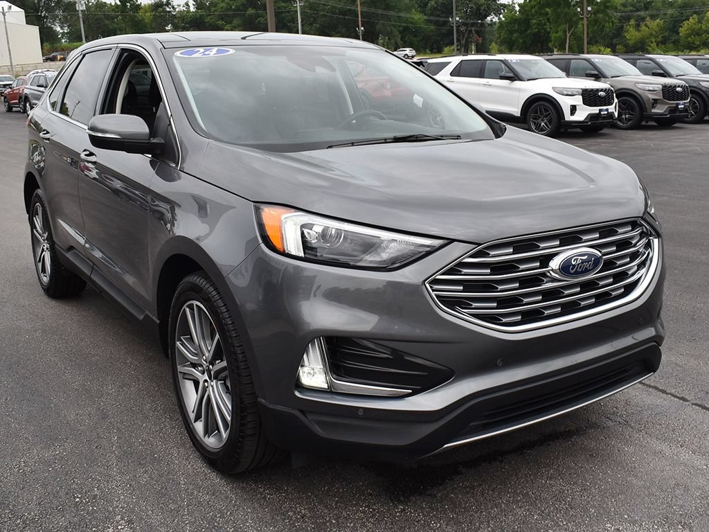 Certified 2024 Ford Edge Titanium AWD/4WD image 13
