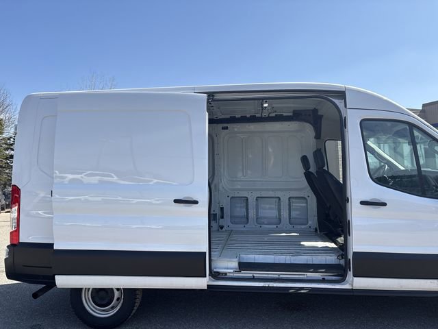 Certified 2023 Ford Transit 250 Medium Roof RWD image 23