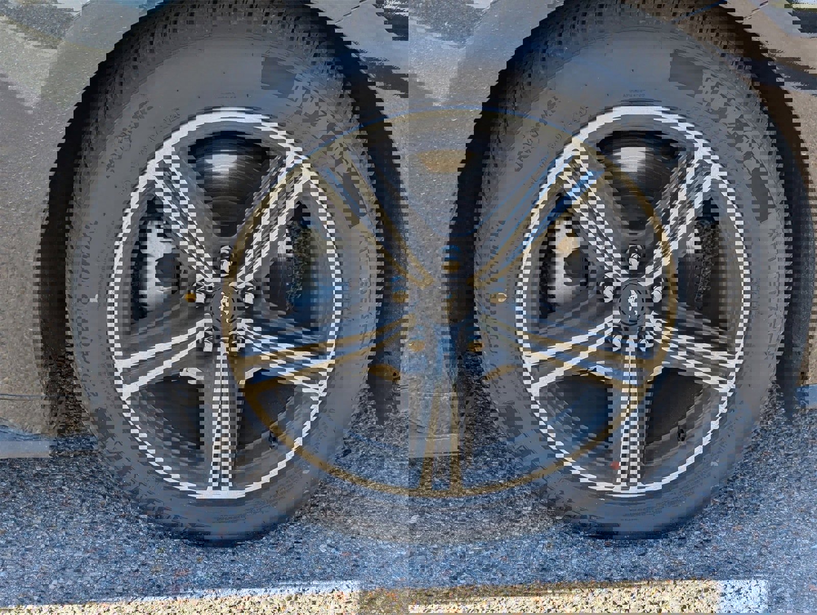 Certified 2024 Ford Mustang Coupe image 10