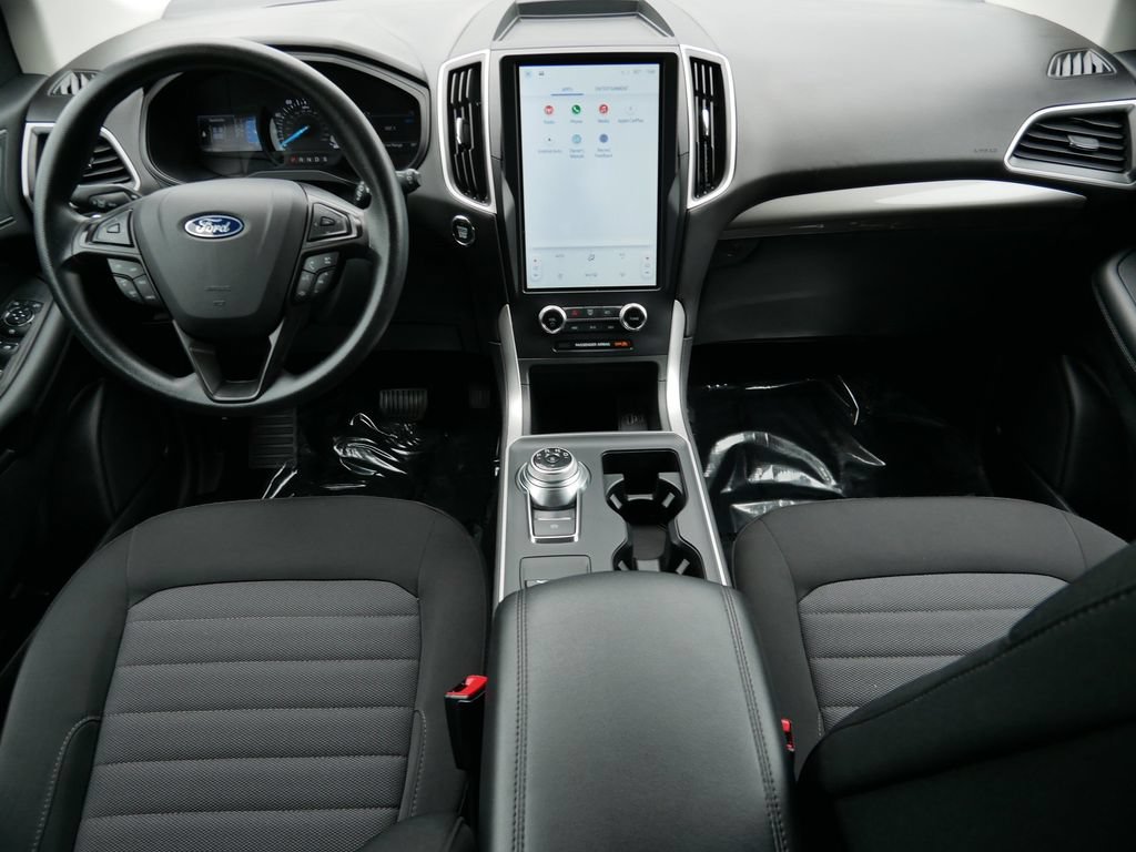 Certified 2024 Ford Edge SE w/ Black Appearance Package AWD/4WD image 13