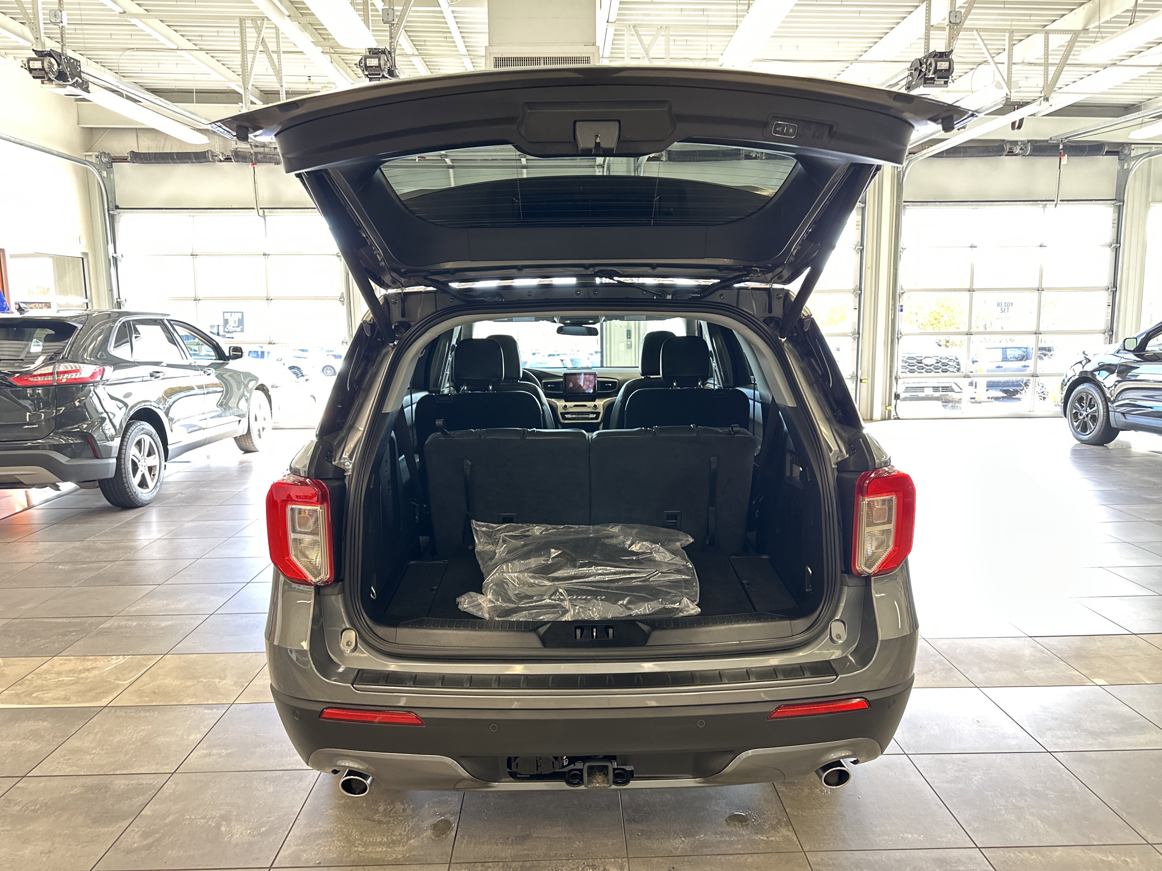 Certified 2023 Ford Explorer XLT w/ Equipment Group 202A image 30