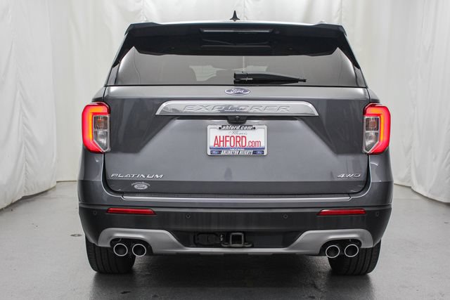 Certified 2023 Ford Explorer Platinum w/ Technology Package AWD/4WD image 8