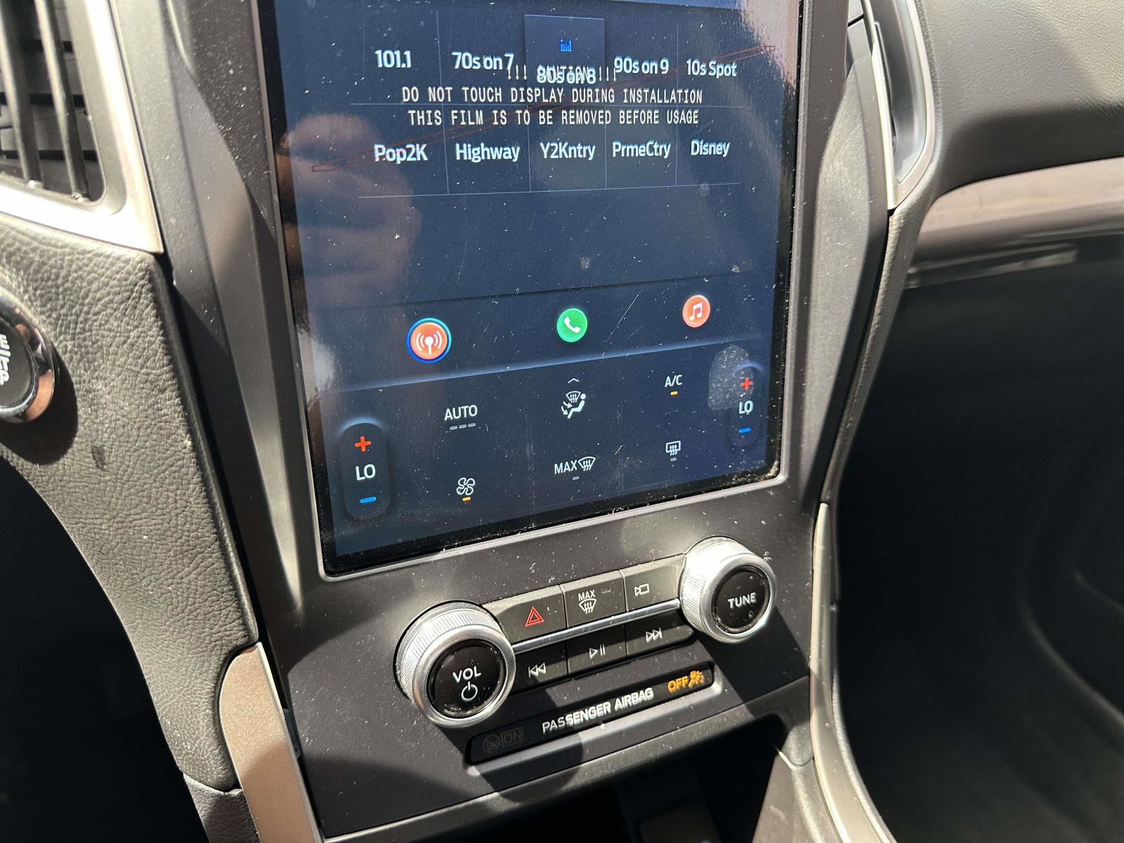 Certified 2023 Ford Edge SE w/ Black Appearance Package AWD/4WD image 25