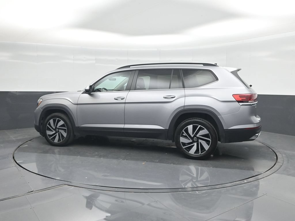 Used 2025 Volkswagen Atlas SE AWD/4WD image 26