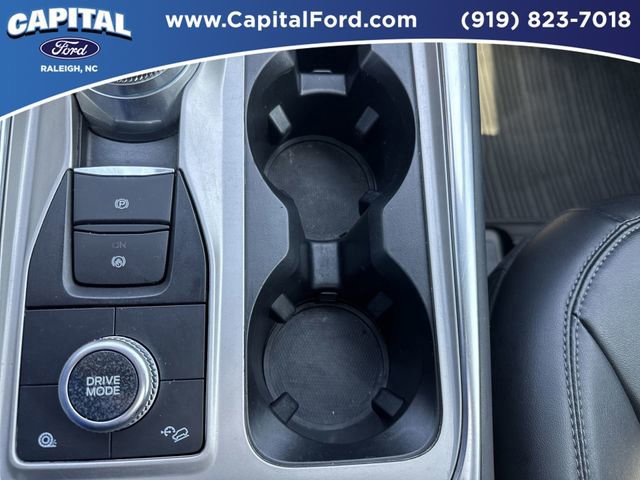 Certified 2022 Ford Explorer XLT w/ Equipment Group 202A image 31