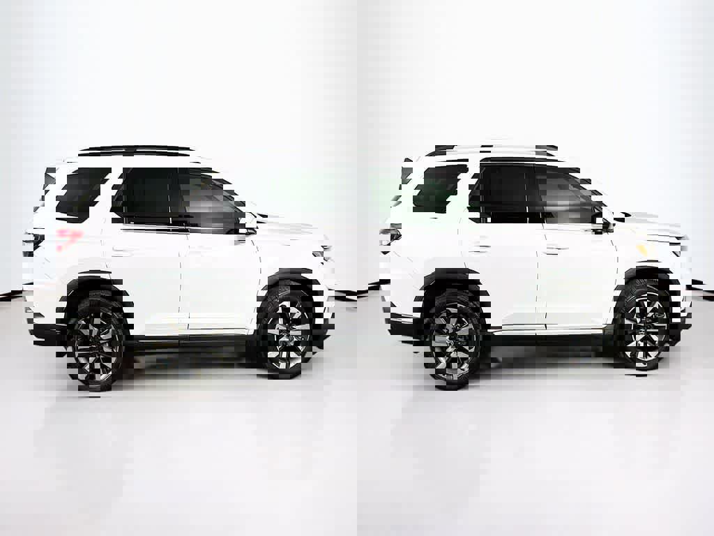 Used 2023 Honda Pilot Elite image 6