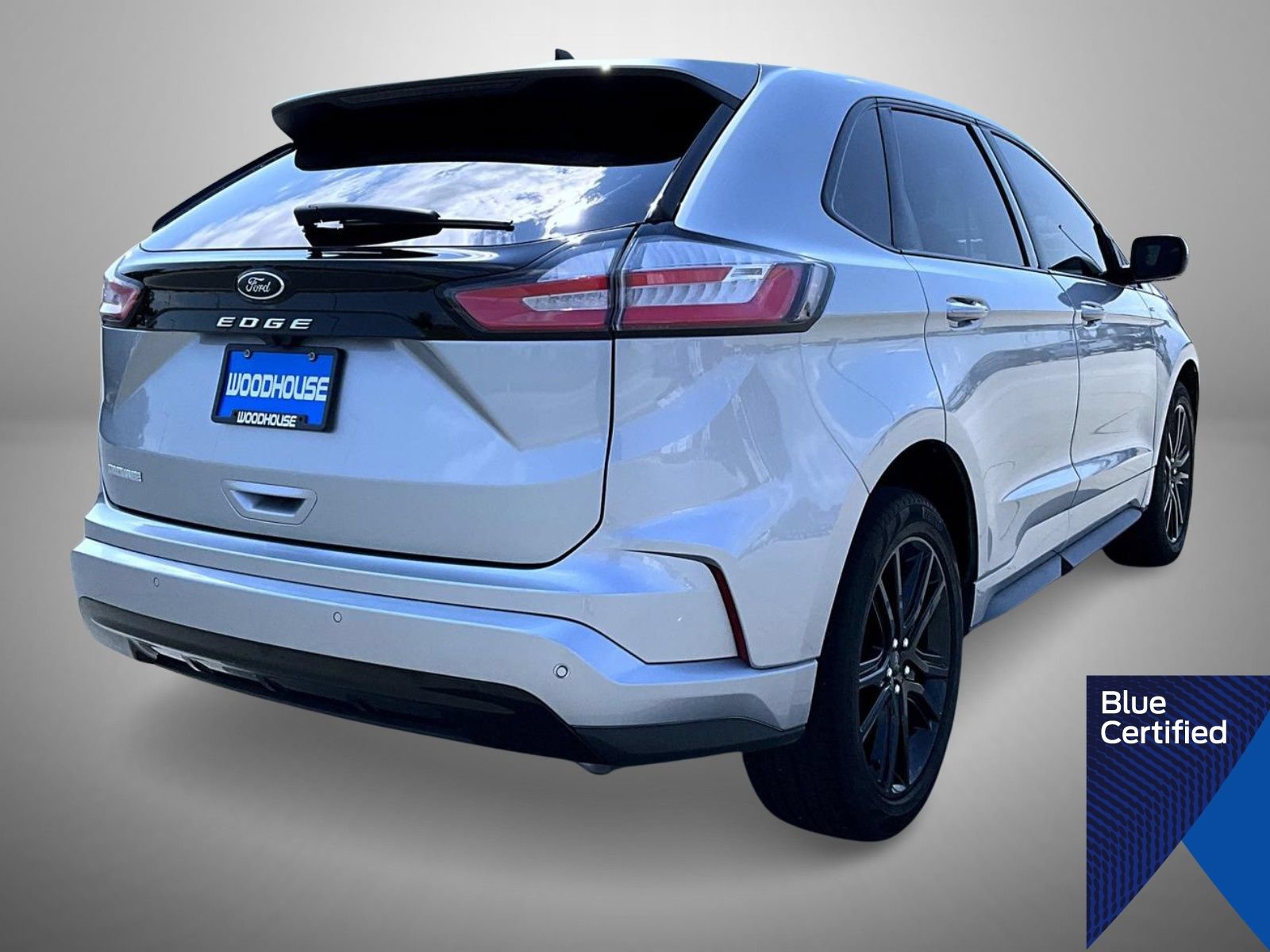 Certified 2024 Ford Edge ST-Line AWD/4WD image 5