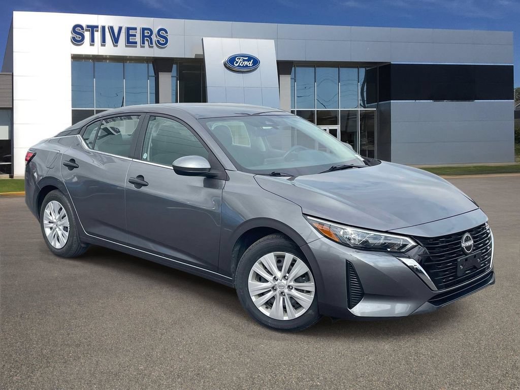 Used 2025 Nissan Sentra S FWD image 1
