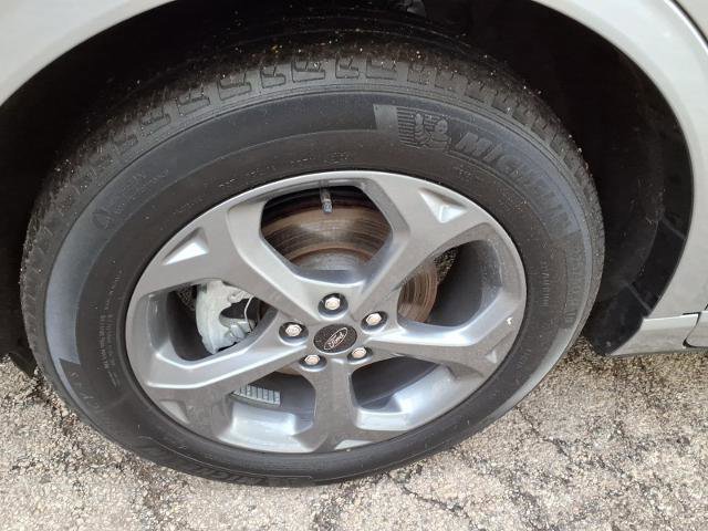 Certified 2023 Ford Escape ST-Line AWD/4WD image 8