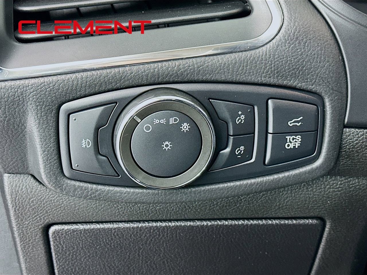 Certified 2022 Ford Edge Titanium image 12