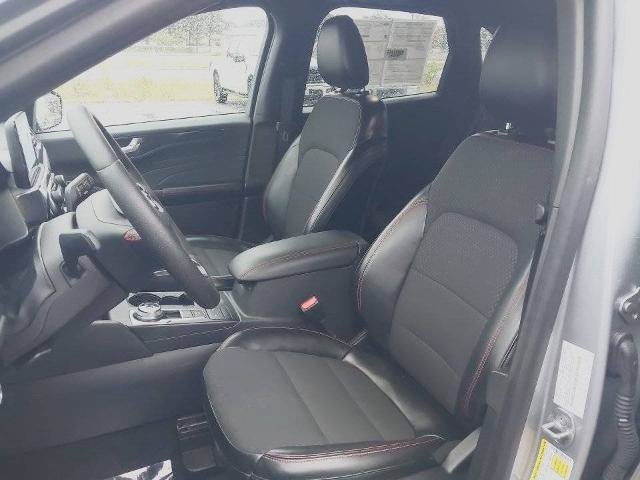 Certified 2024 Ford Escape ST-Line AWD/4WD image 23