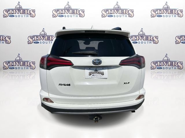 Used 2017 Toyota RAV4 XLE FWD image 7