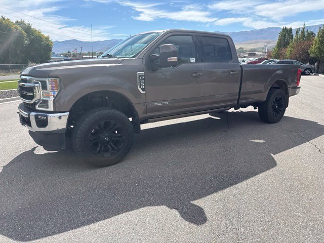 Certified 2022 Ford F350 Lariat w/ Lariat Ultimate Package AWD/4WD image 2