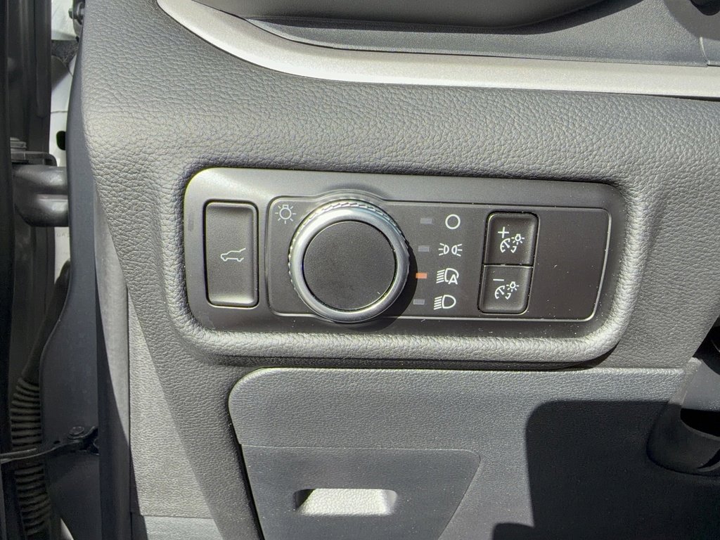 Certified 2023 Ford Explorer XLT image 25