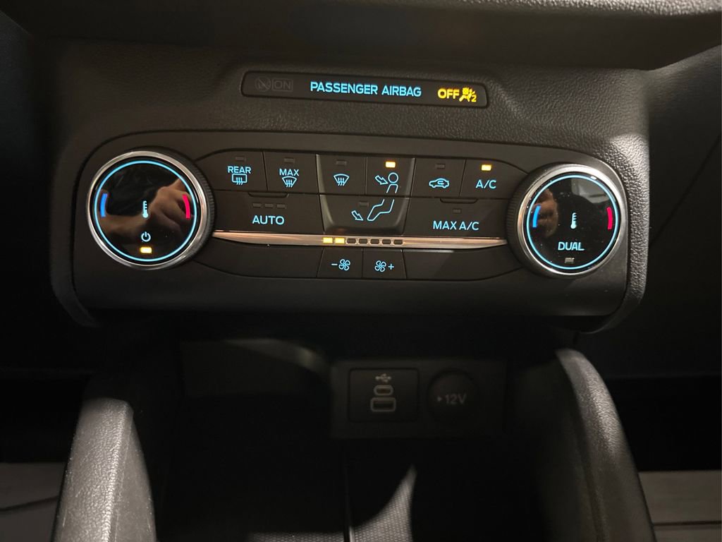 Certified 2025 Ford Escape Active AWD/4WD image 31