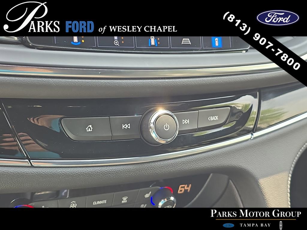 Used 2023 Buick Enclave Avenir w/ Avenir Technology Package AWD/4WD image 25