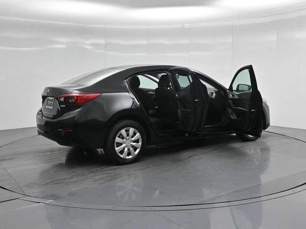 Used 2018 MAZDA MAZDA3 Sport image 36