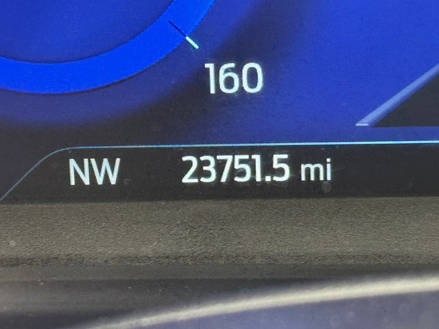 Certified 2022 Ford Escape Titanium w/ Class II Trailer Tow Package image 17