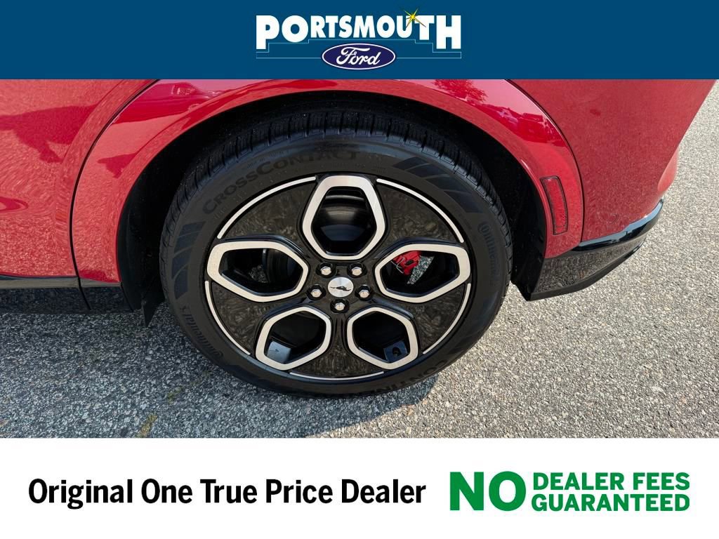 Certified 2023 Ford Mustang Mach-E GT image 28