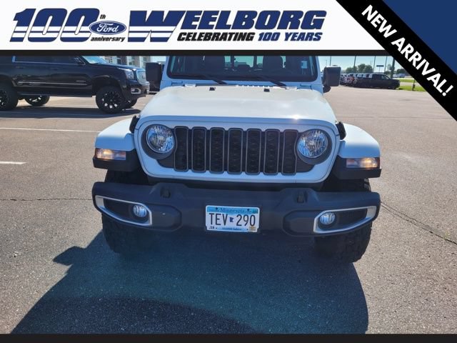 Used 2025 Jeep Gladiator Sport AWD/4WD image 2