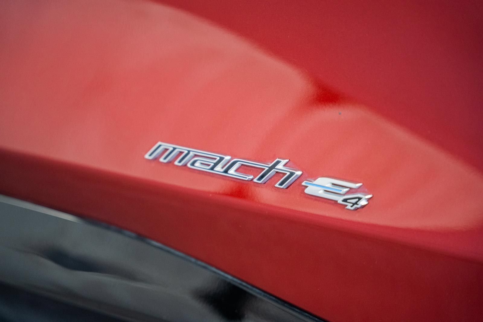 Certified 2025 Ford Mustang Mach-E Premium w/ Sport Appearance Package AWD/4WD image 15