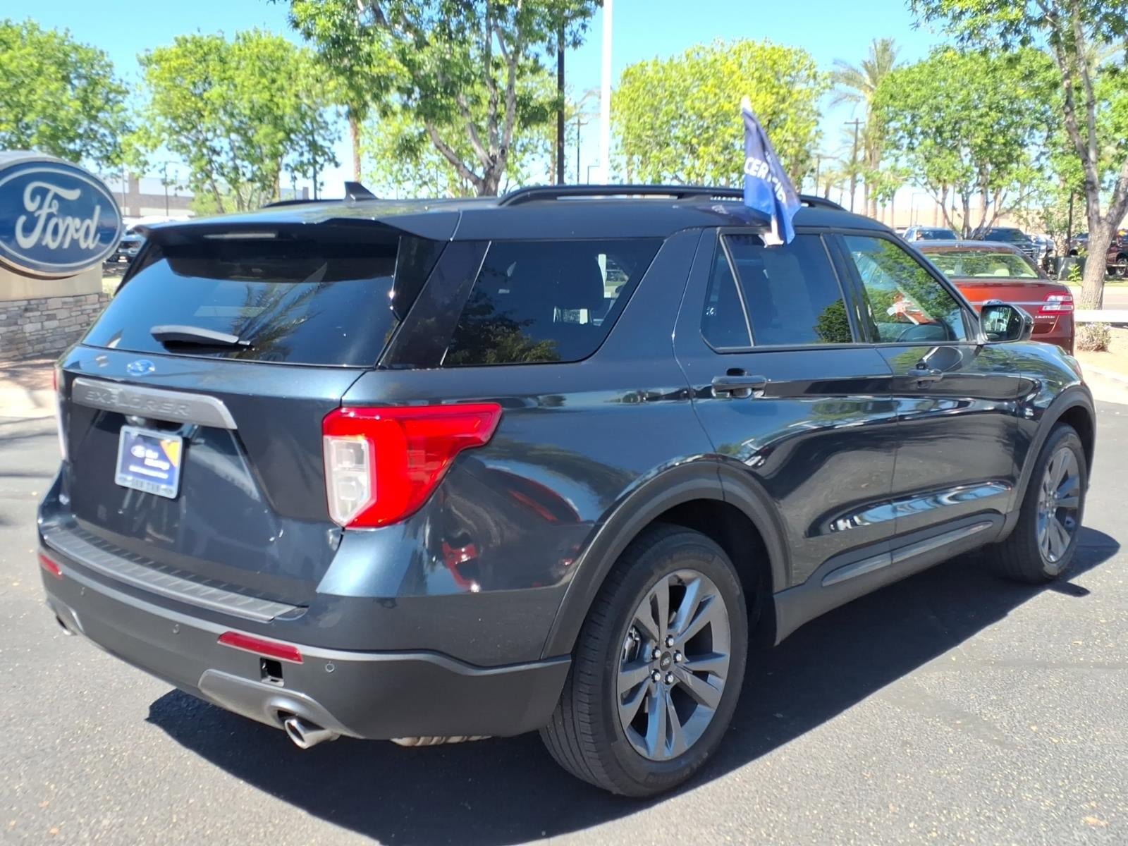 Certified 2023 Ford Explorer XLT w/ Equipment Group 202A RWD image 4