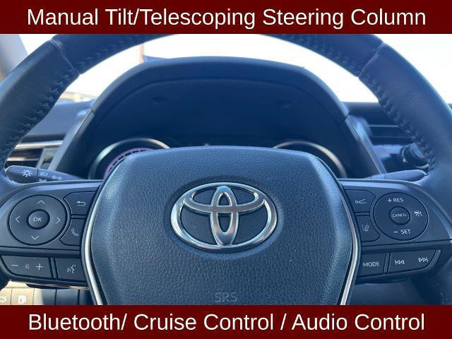 Used 2018 Toyota Camry SE w/ Convenience Package FWD image 17