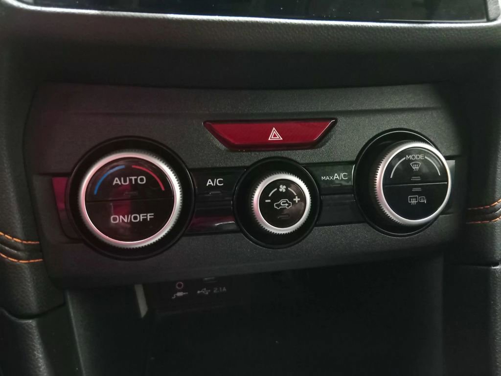 Used 2021 Subaru Crosstrek 2.0i Premium w/ Moonroof Package image 29