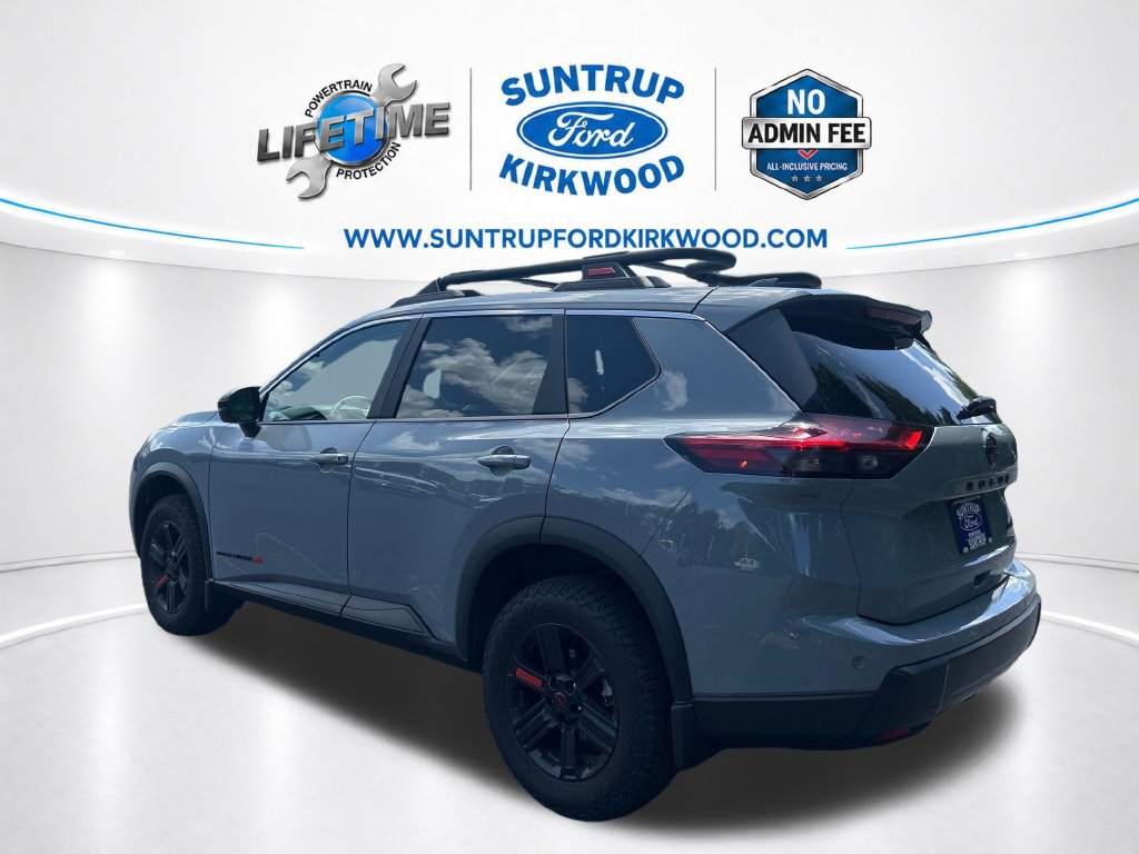 Used 2025 Nissan Rogue SV w/ Rock Creek Premium Package AWD/4WD image 3