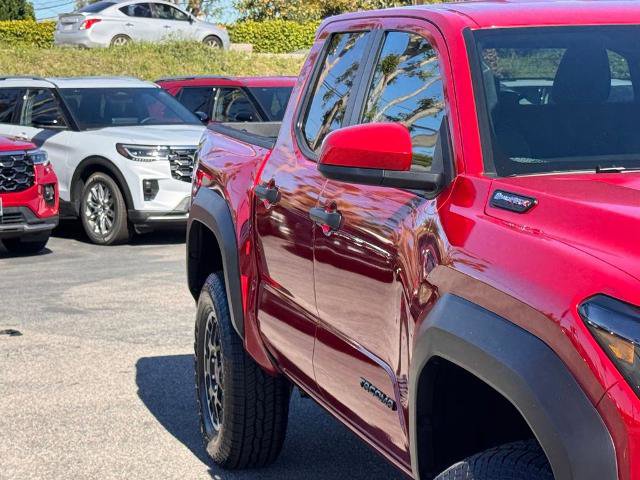 Used 2025 Toyota Tacoma 4x4 Double Cab Hybrid image 5