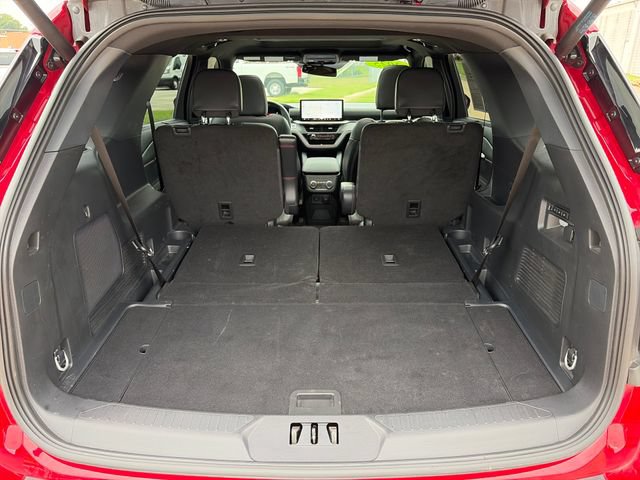 Certified 2025 Ford Explorer ST-Line w/ Premium Package AWD/4WD image 30