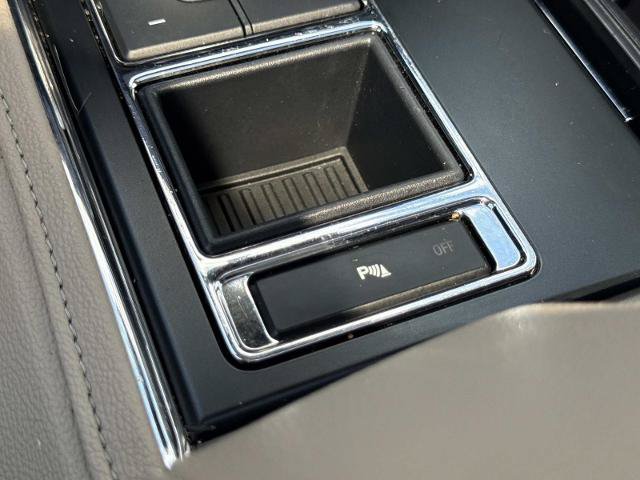Certified 2024 Ford Expedition XLT RWD image 29