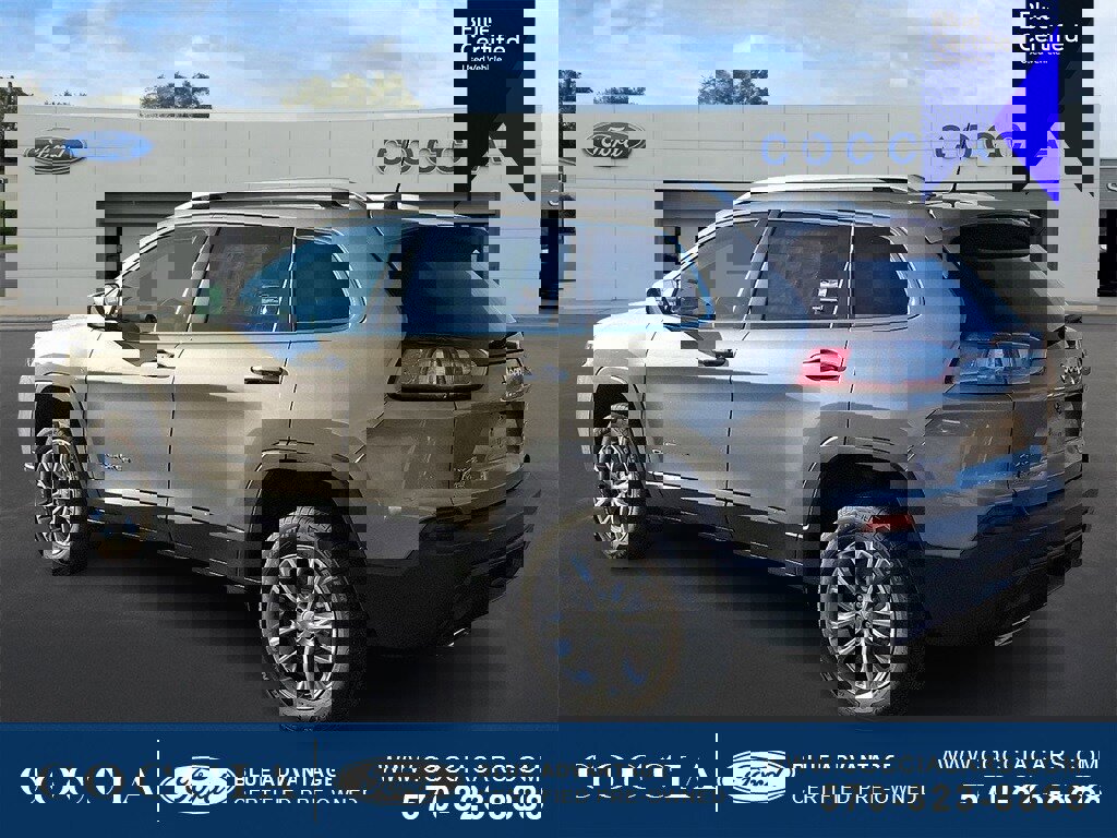 Used 2021 Jeep Cherokee Latitude Lux w/ Sun & Sound Group image 6