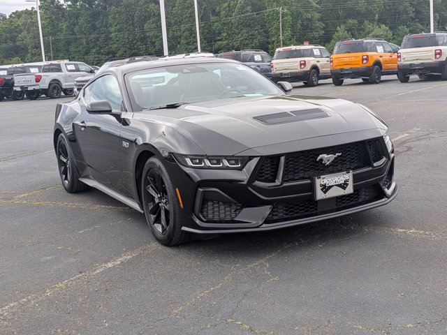 Certified 2024 Ford Mustang GT RWD image 2