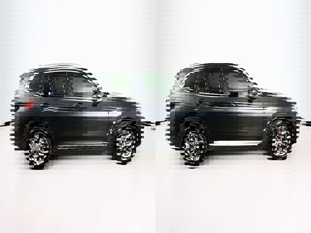 Used 2023 BMW X3 xDrive30i w/ Premium Essential Package image 26