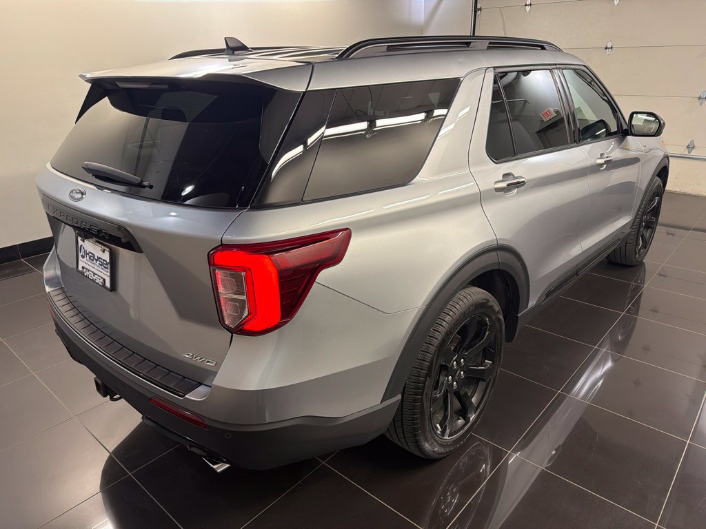 Certified 2022 Ford Explorer ST-Line w/ Class IV Trailer Tow Package AWD/4WD image 6