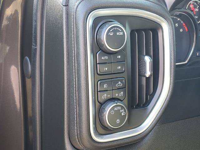 Used 2021 Chevrolet Silverado 1500 RST AWD/4WD image 9